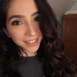 Meet your Posher, Becky